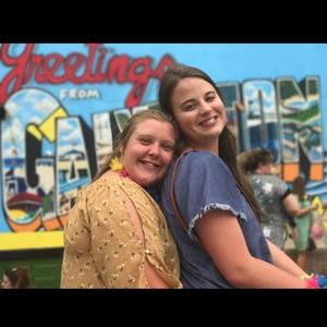 Meet your Posher, Kelsey